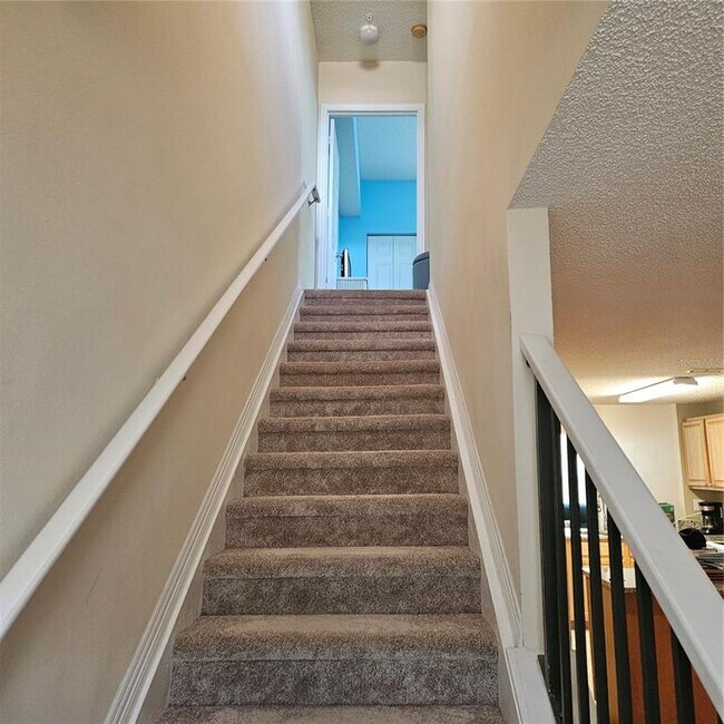 Foto del edificio - 5500 Bentgrass Dr
