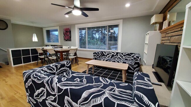 Foto del edificio - 1803 N 200th St