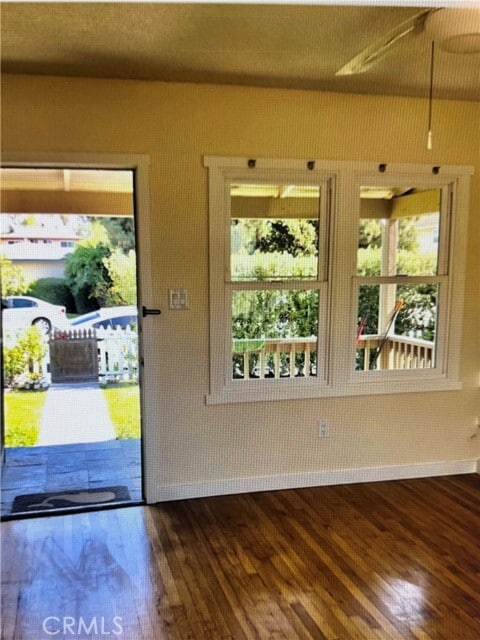 Building Photo - 281 Del Mar Ave
