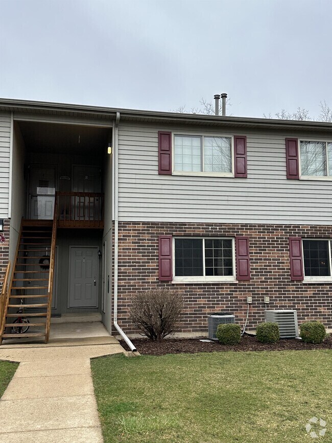 River Ridge Apartments for Rent with Washer & Dryer South Elgin, IL