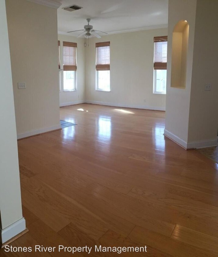 Foto principal - 4316 Summercrest Blvd