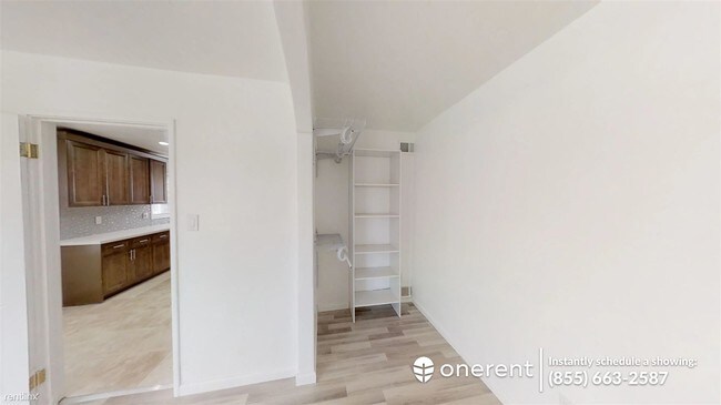 Building Photo - 3 br, 1 bath House - 33706 6th St -
