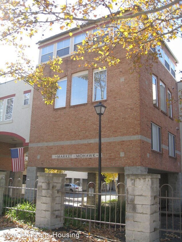 MarketMohawk Apartments Apartments 399 S Grant Ave Columbus, OH