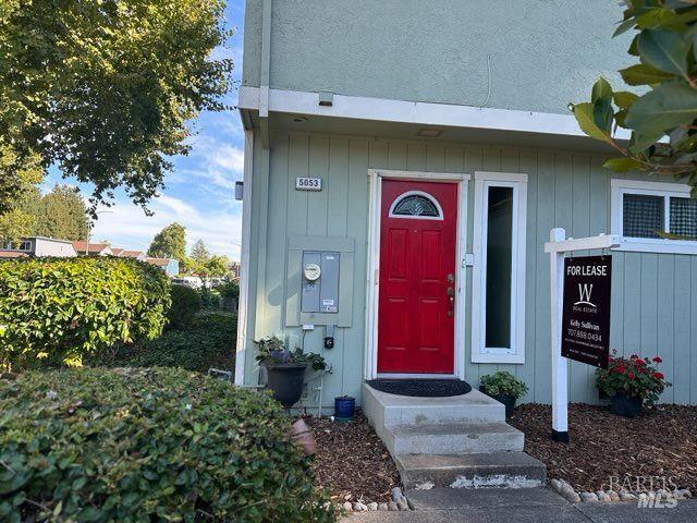 Building Photo - 5053 Country Club Dr