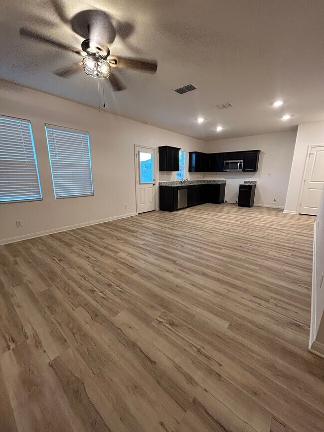 Foto del edificio - 14318 Elkhorn Crest