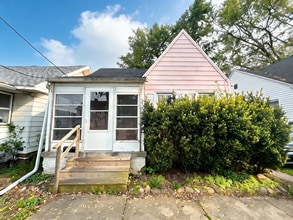 Building Photo - 1811 Loxley Rd
