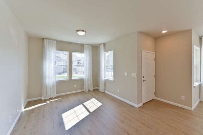 Photo - 16405 Rustlers Range Point - 1 Apartment