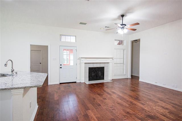 Foto del edificio - 1029 Janus Dr