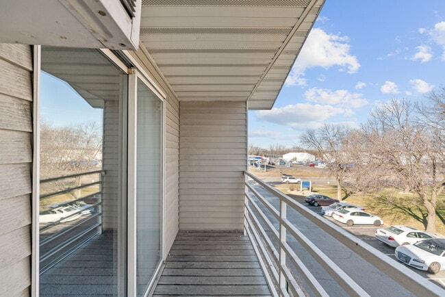 Apartamento de dos dormitorios C - 2 dormitorios / 2 baños - 950 pies cuadrados. - Wyndemere Apartments