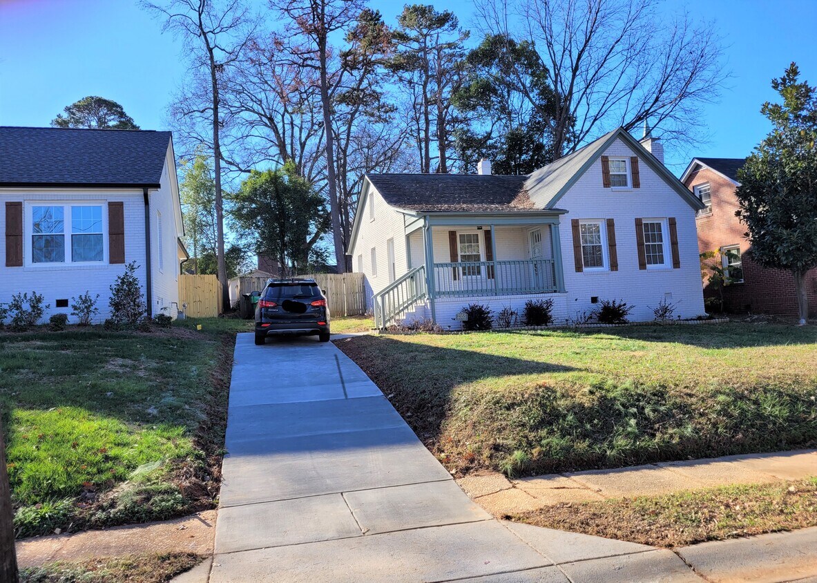 Entire Home Near Uptown! - 2355 Morton St