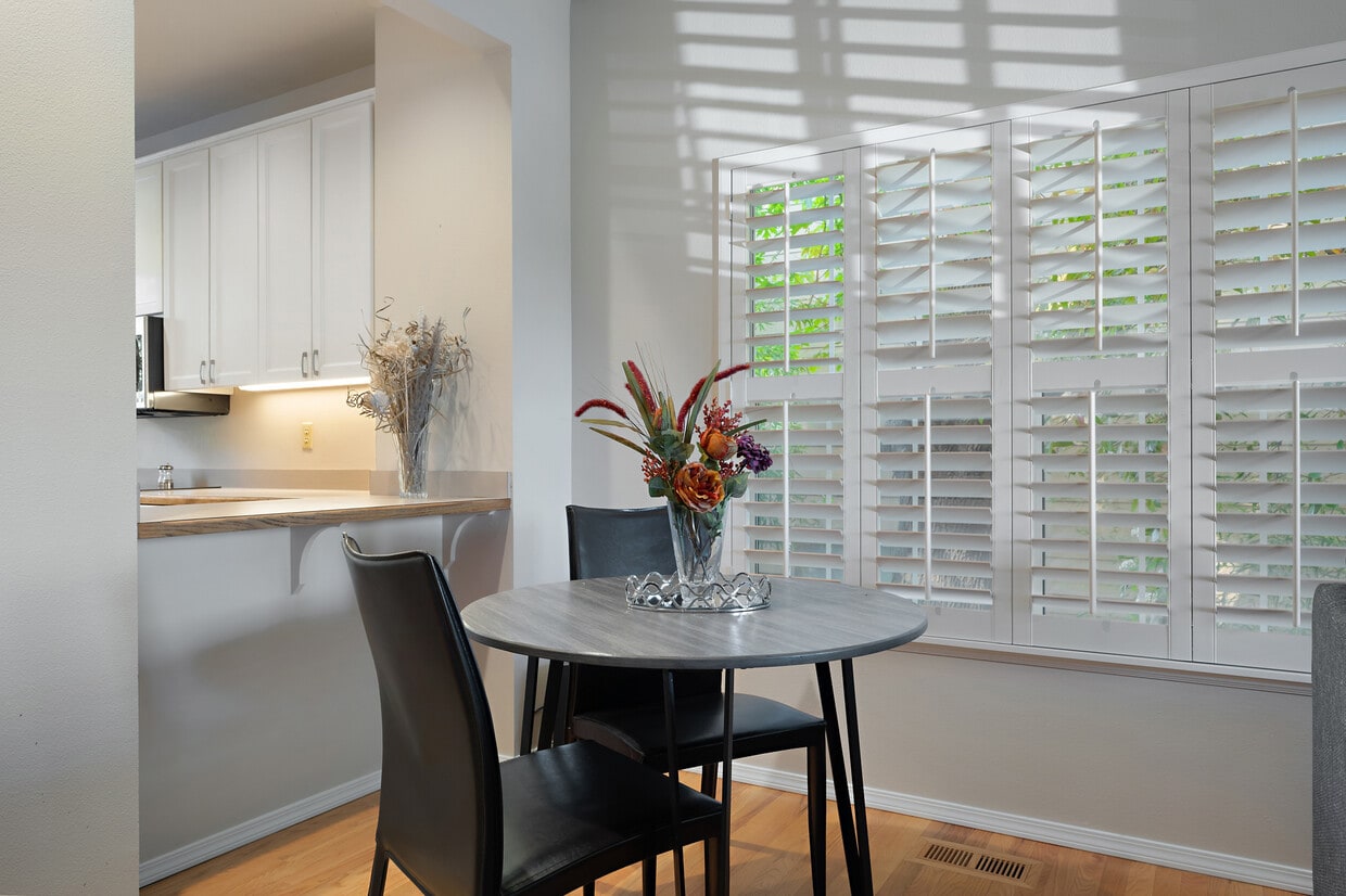 Photo - 639 1st St (Lake Oswego, OR)