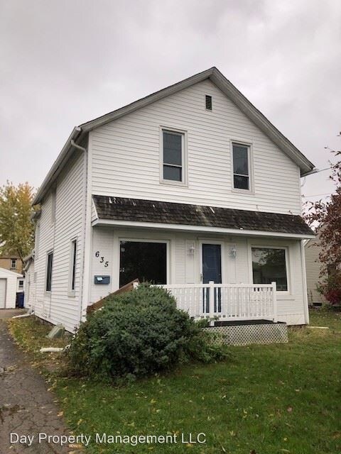 Primary Photo - 3 br, 2 bath House - 635 Tayco St.