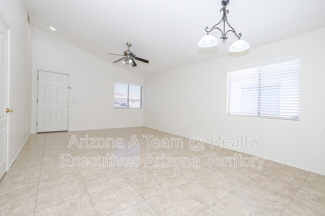 Foto del edificio - 2868 W Simplicity Dr