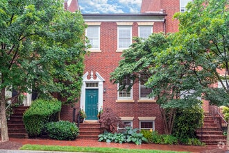 Building Photo - 3604 Reservoir Rd NW