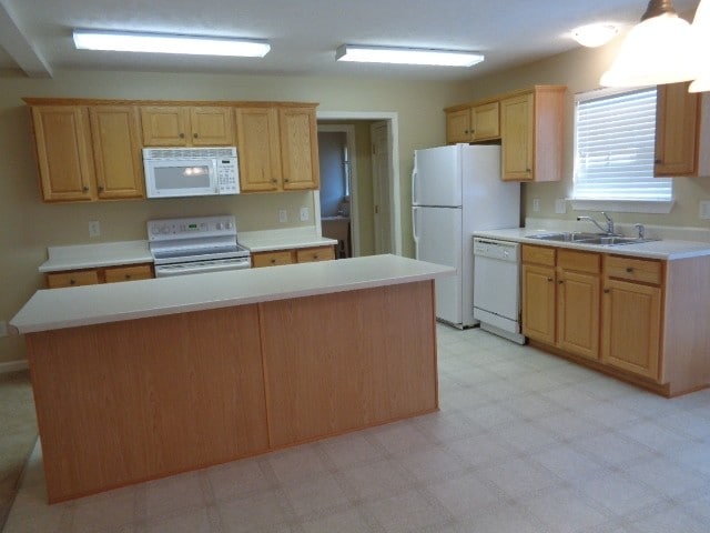 Foto del edificio - 4239 Turnberry Rd