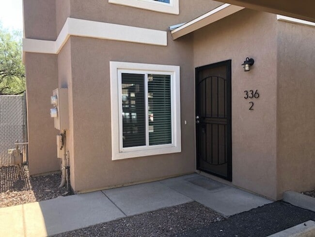 Building Photo - 336-2 E Limberlost-