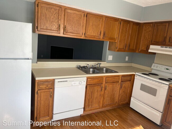 Building Photo - 2 br, 2.5 bath House - 7304 D Pebblestone Dr