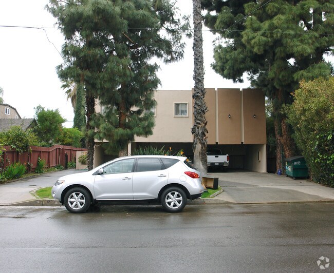 due to tree obstruction - limited alt. view. - 5333 Bellingham Ave