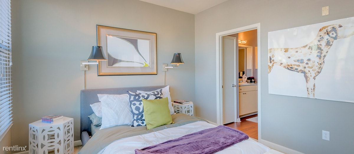 Foto principal - 1 br, 1 bath Apartment - 4722 Bengal St 658