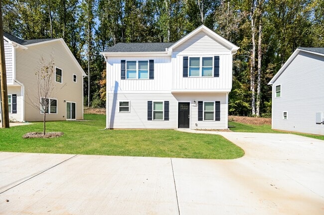 Building Photo - 7101 Plott Rd