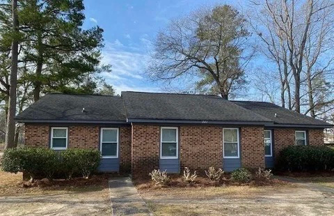 Foto principal - 341 Wrenfield Rd