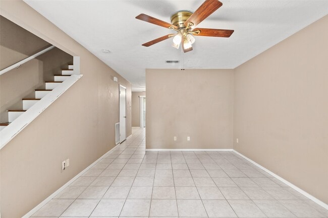 Building Photo - 2521 Crosstimbers Dr