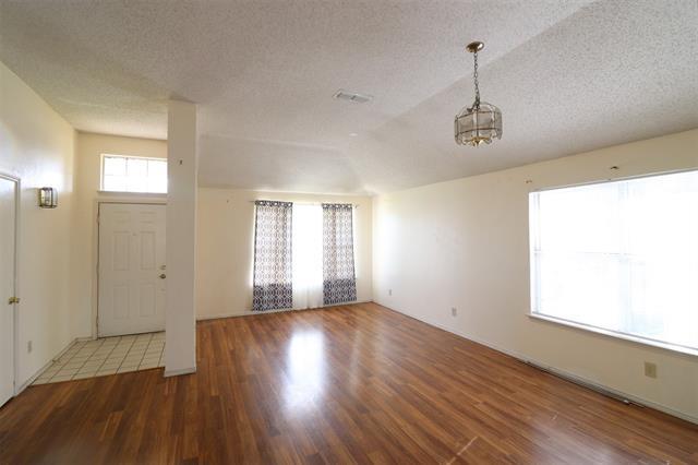 Foto del edificio - 6700 Olivewood Dr