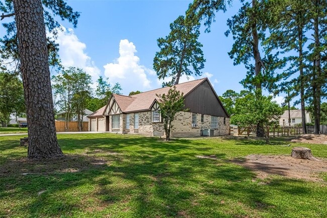Building Photo - 3219 White Blossom Ln