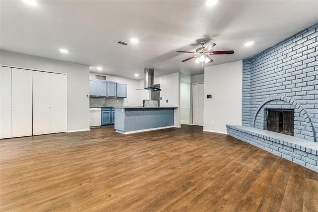 Building Photo - 811 Sunny Slope Dr