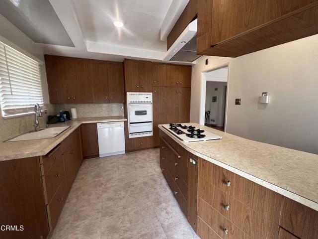 Foto del edificio - 6048 Cloverly Ave