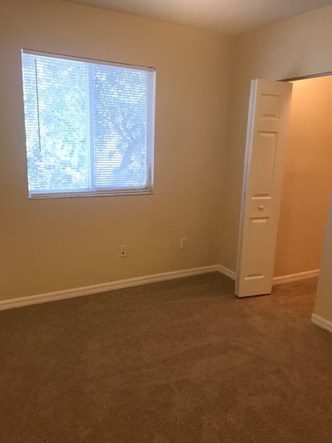 Foto del edificio - Rental unit