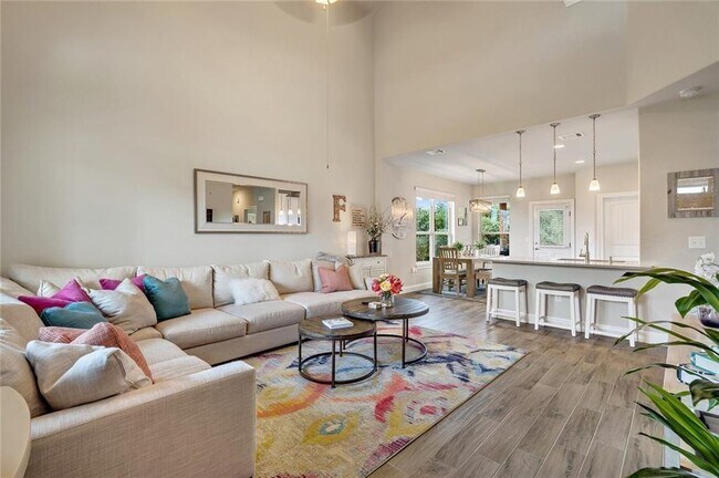 Building Photo - 6005 Cassena Cv