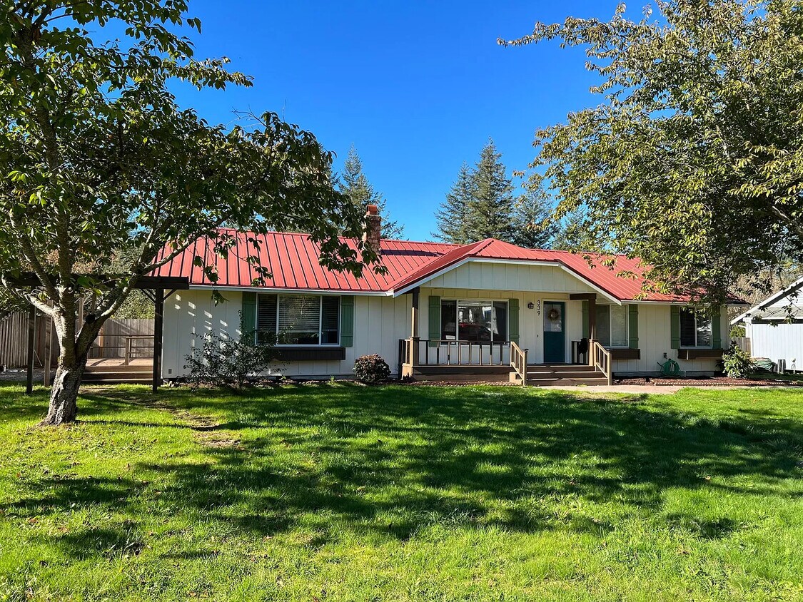 339 Green Ln, Gold Bar, WA 98251 House Rental in Gold Bar, WA