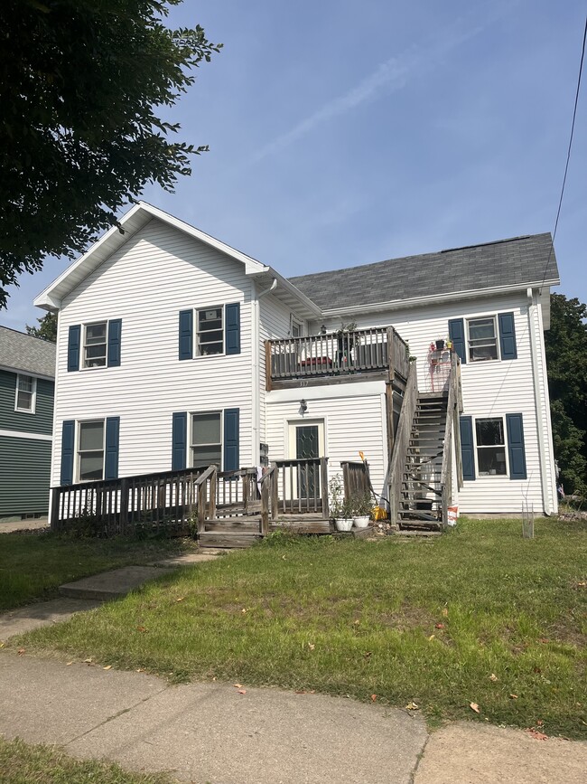 Building Photo - 317 E Arch St