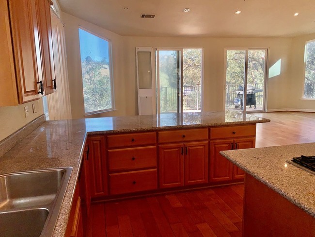 Building Photo - 3 br, 2 bath House - 28627 Sky Harbour Rd