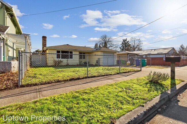 Foto del edificio - 3 br, 1 bath House - 8214 SE 64th Ave