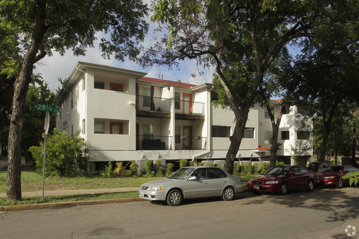 Joseph's Corner Apartments in Austin, TX