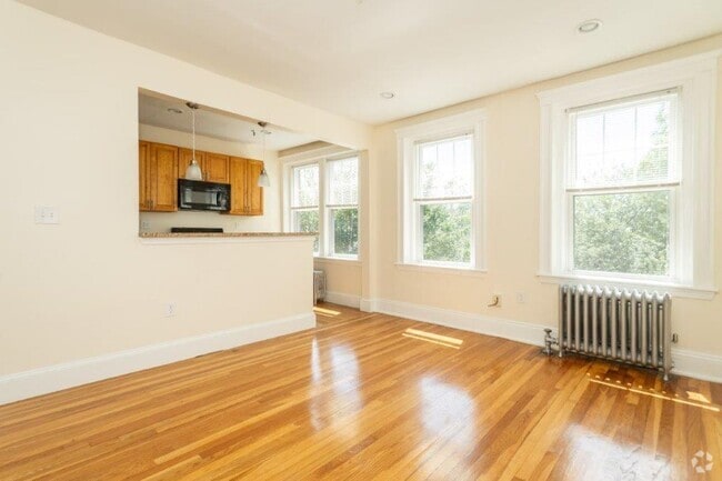 Building Photo - 286 Chestnut Hill Ave