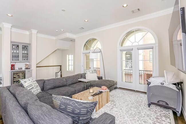 Foto del edificio - 5309 Blossom St