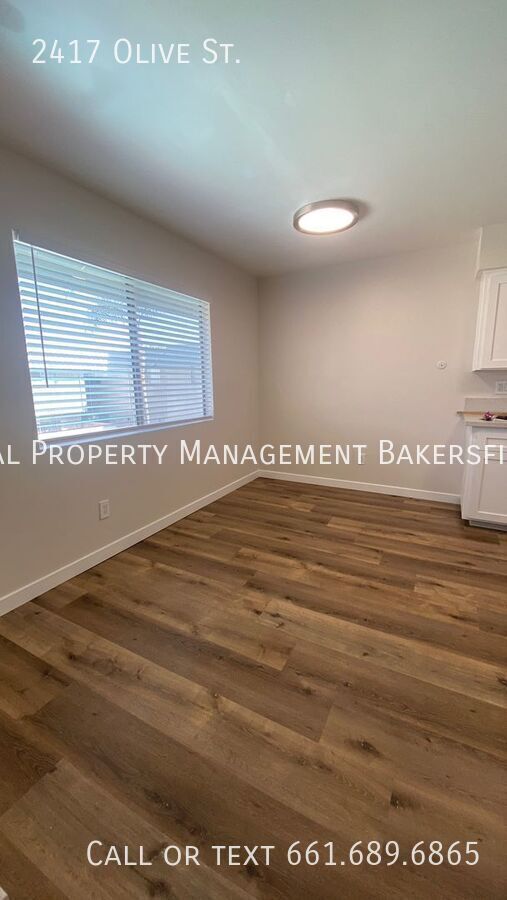 Foto del edificio - 2417 Olive St