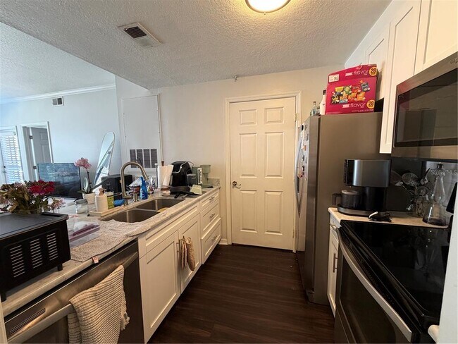 Foto del edificio - 800 S Dakota Ave