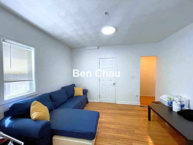 Photo - 48 Derby St Apartment