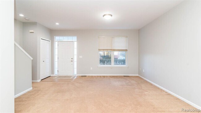 Building Photo - 6114 Heron Hills Dr