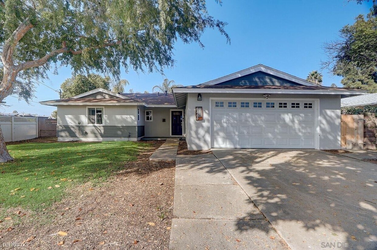 Primary Photo - 3 br, 2 bath House - 6466 Bisby Lake Ave