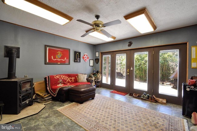 Foto del edificio - 115 Nina Cove