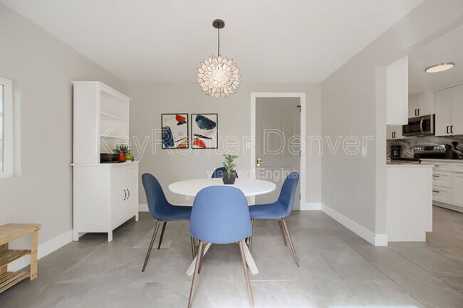 Foto del edificio - 6636 Depew St