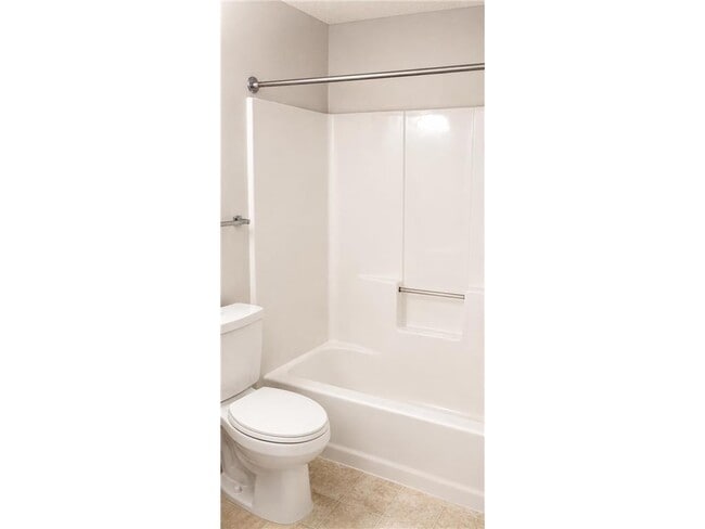 Building Photo - 1602 Pioneer Ct