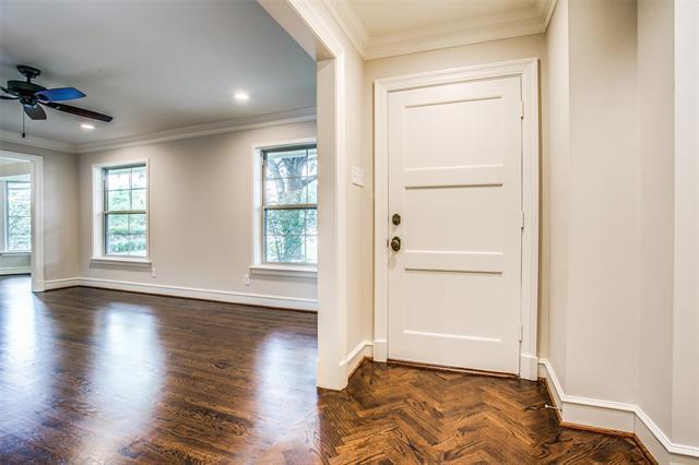 Foto del edificio - 6908 Lavendale Ave