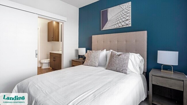 Building Photo - 14015 Univ Pass