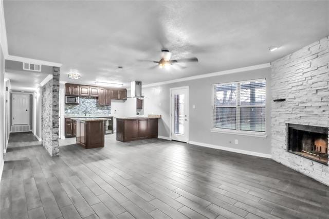 Foto del edificio - 220 Blair Ln